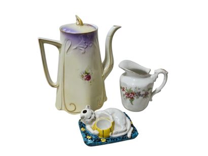 Ensemble de porcelaine et céramique comprenant
Un...