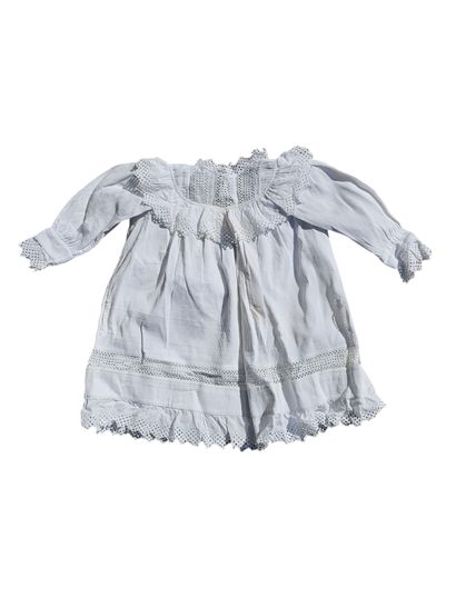 Set of embroidered cotton nightdresses, bustiers...
