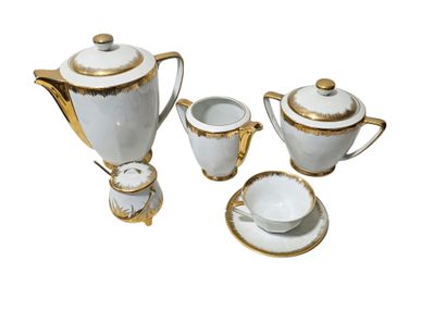 LIMOGES
White and gold coffee set 
A few...
