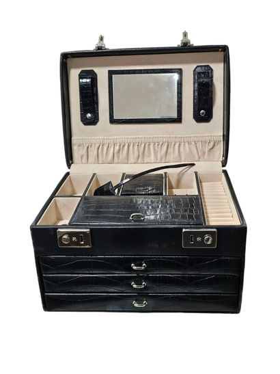 VANITY jewelry box in imitation leather