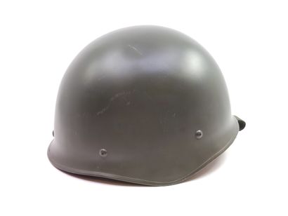 Modern French light military helmet
Expert...