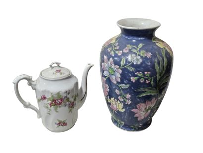 Ensemble de porcelaine et céramique comprenant
Un...
