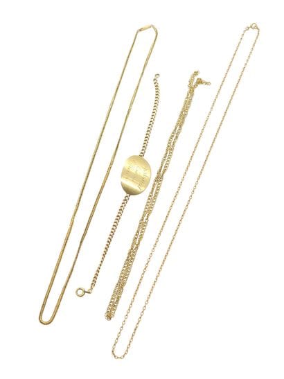 750° yellow gold SET including :
Curb engraved...