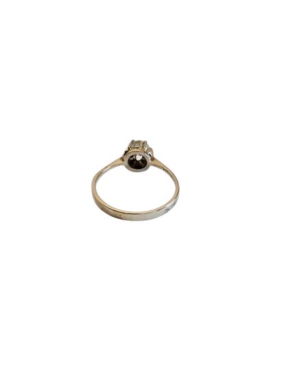 TRAVAIL Français 
BAGUE en or gris 750° ornée...