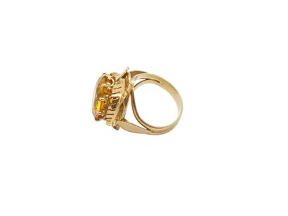 PENDENTIF en or jaune 750° ornée d'une citrine...