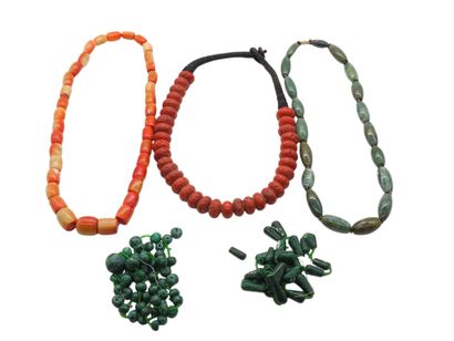 LOT OF THREE NECKLACES, two in coral
Two...