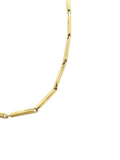 Bar link chain in 750° yellow gold
Weight:...