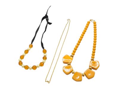 SET OF EIGHT FANCY NECKLACES 
Also included...