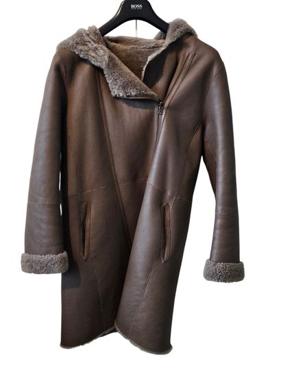 MANTEAU en cuir marron