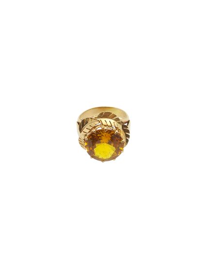 PENDENTIF en or jaune 750° ornée d'une citrine...