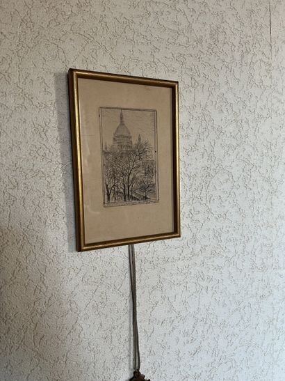 DANS LA CHAMBRE TROIS 
Ensemble de reproduction...