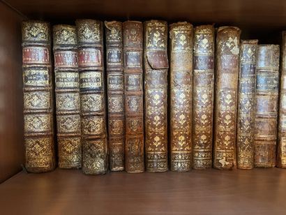 DANS LA CHAMBRE DEUX
Ensemble de livres dix...