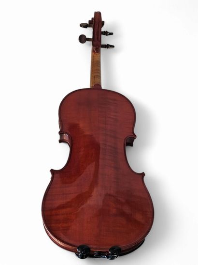 VIOLON portant une étiquette Nicolas Bertholini...