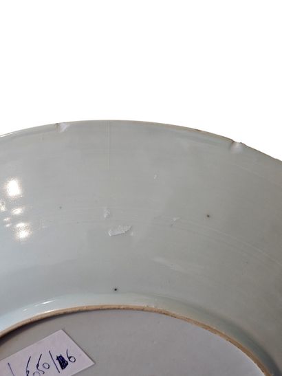 THE NANKING cargo 
Assiette en porcelaine...