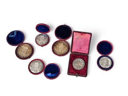 REUNION DE SIX MEDAILLES CIVILES en argent...