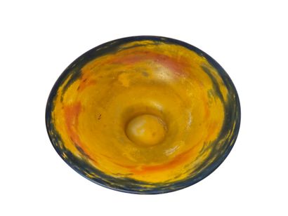 MULLER FRERES
Coupe circulaire sur piédouche...