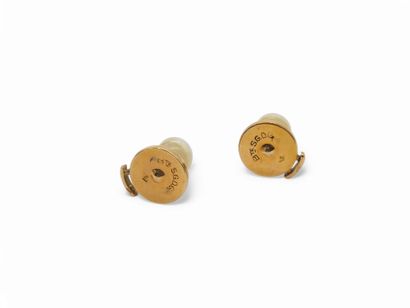 PAIRE de puce d'oreille en or jaune 750°...