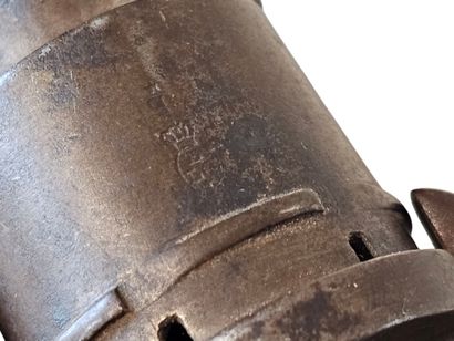 BELGIQUE 
Revolver à broche systéme Lefaucheux...