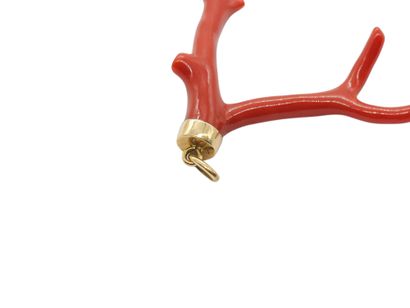 PENDENTIF branche de corail rouge, la bélière...