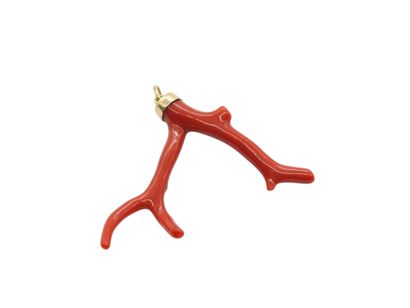 PENDENTIF branche de corail rouge, la bélière...