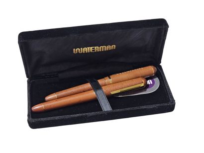 WATERMANN model l copy
Two wood-style fountain...