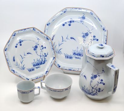 HAVILAND 
Tea and coffee set and dessert...