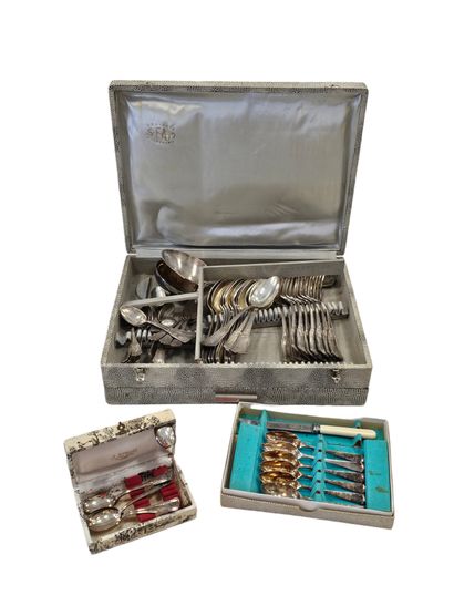 SFAM
Empire style white alloy metal cutlery...