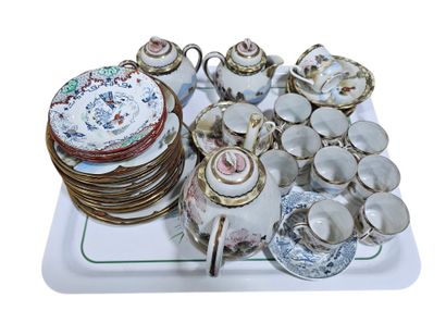Eggshell porcelain coffee set including :
1...