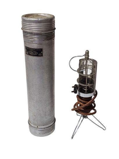Hand lamp in aluminium case