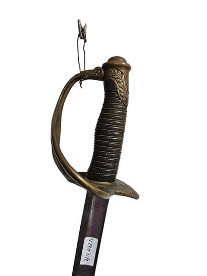 SABRE OFFICIER
Heavy cavalry 1896
Blade marked...
