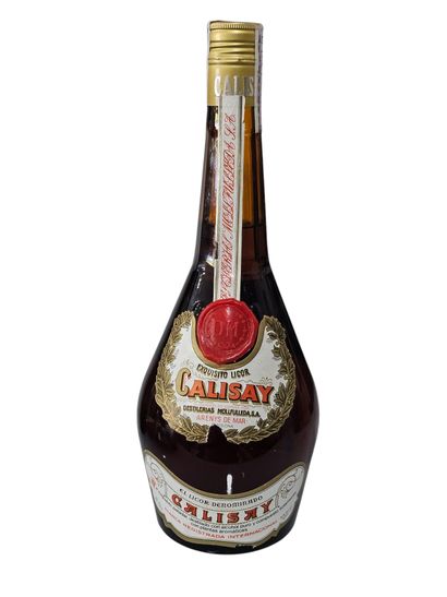 Calisay
Une bouteille de liqueur 100cl
Niveau...