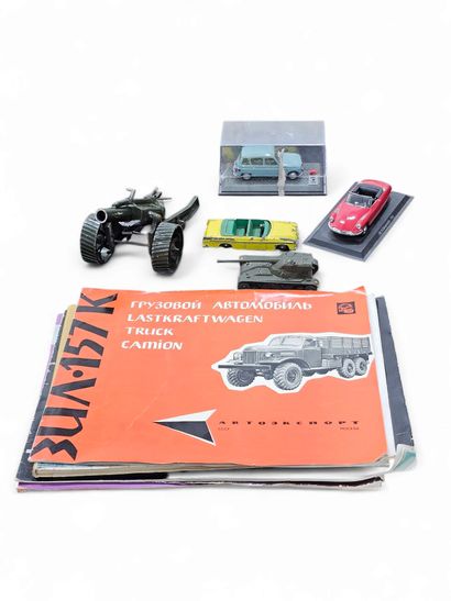 DINKY TOYS Set of cars and planes in mint...