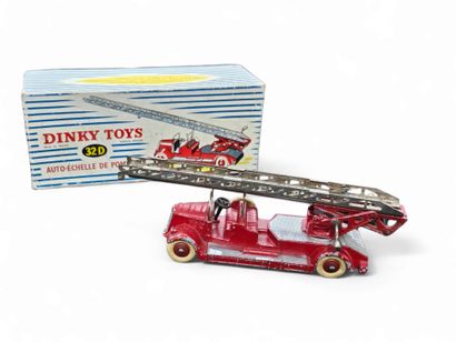DINKY TOYS 1959 ref.32-D
Echelle 1/43
Camion...