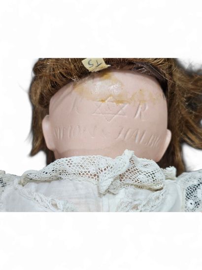 SIMON HALBIG
poupée allemande
tête en porcelaine...