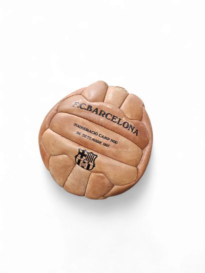FC BARCELONE – Ballon vintage édité par le...