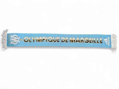 •	Olympique de Marseille – « 1899 » (écharpe...