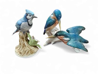 Ensemble de sujet en porcelaine representant...