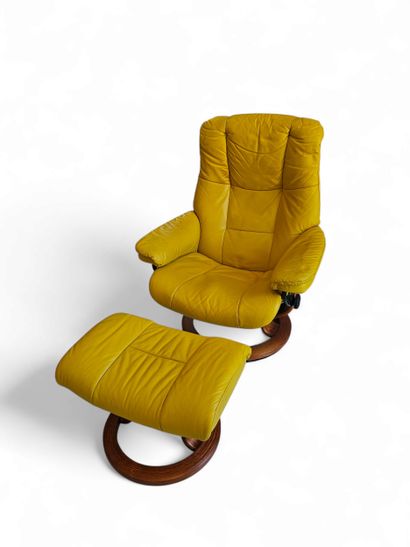 STRESSLESS 
Yellow leather armchair with...