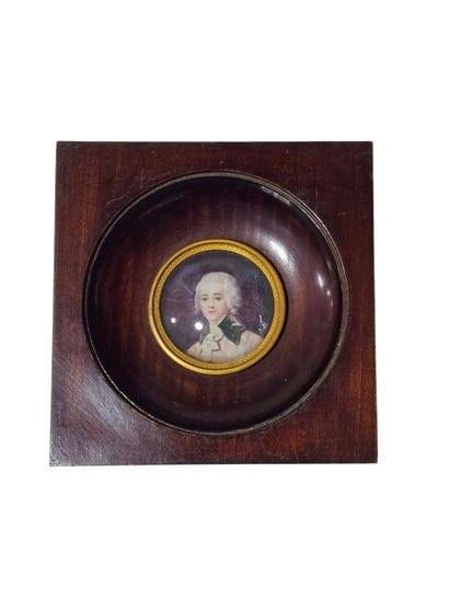 Deux miniatures représentant 
Un homme et...