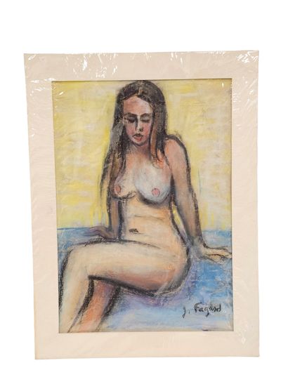 FAGARD
Seated nude
Pastel on paper 
Signed...
