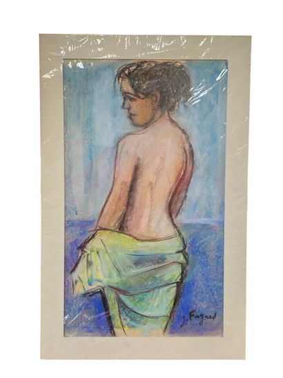 FAGARD
Woman with green pareo from behind
Pastel...
