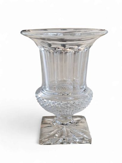 Dans le goût de SAINT LOUIS
Modèle Versailles
Vase...