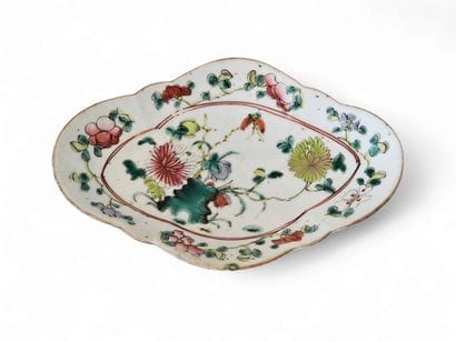 CHINA 
Small oblong polychrome porcelain...
