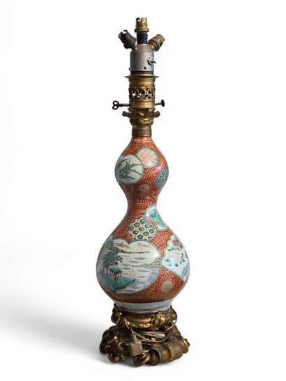 LAMP in the Lièvre style, bronze base, porcelain...
