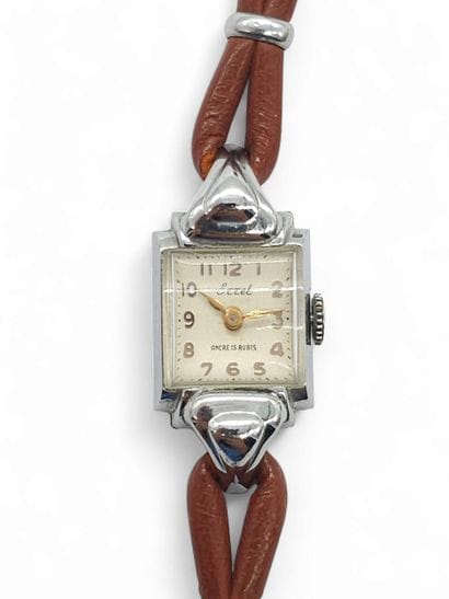 EZZEL
Bracelet watch, square silver-plated...