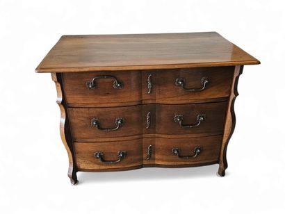 FRENCH WORK 18th century
Walnut mazarine...