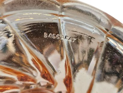 BACCARAT
Lampe à pétrole en cristal rouge...