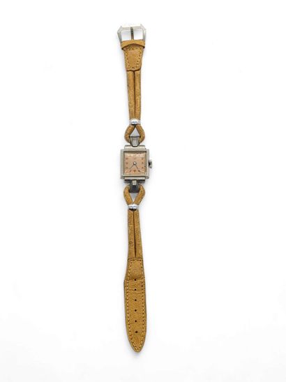 HUMA 761
Wristwatch, square steel case, copper...