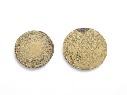 TWO LOUIS XV TOKENS
A Rex Coelec Tioleouncius...