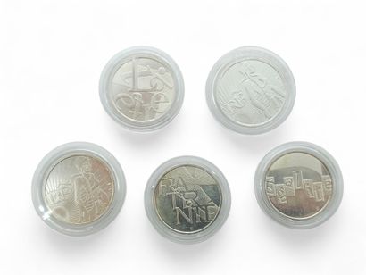 Set of 5 silver 5€ coins
2x 5€ silver 500°...